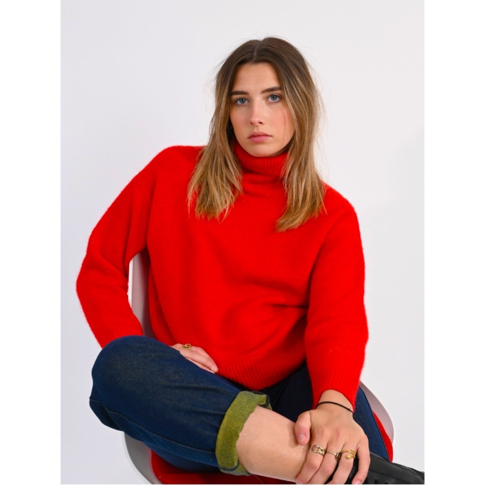 Ribbed Drop Shoulder Turtleneck